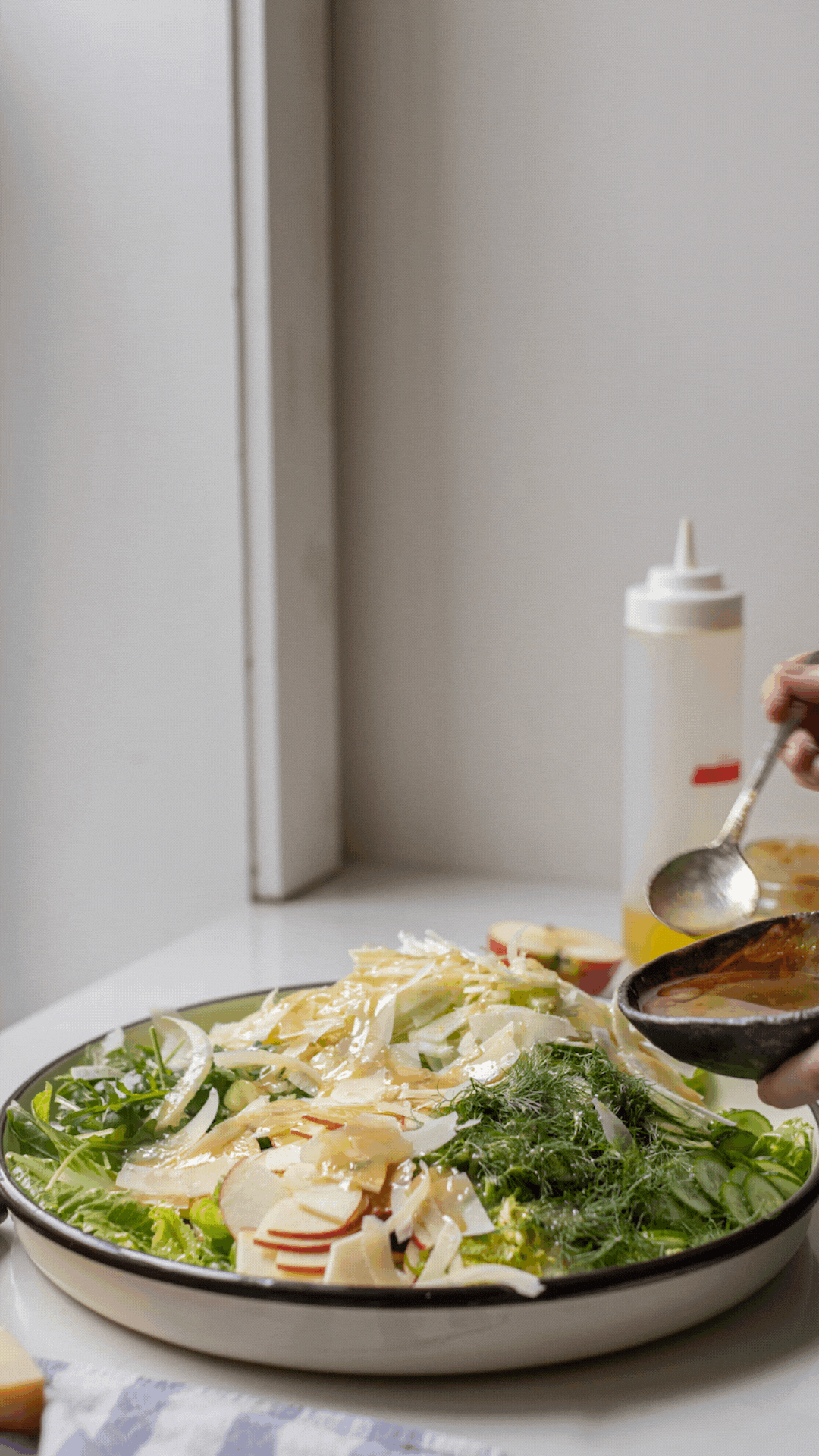 Copy+of+Winter+Green+Salad.gif